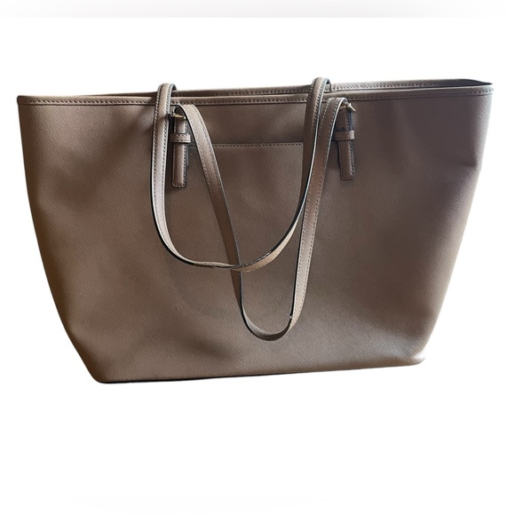 Michael Kors Jet Set Medium‎ Saffiano Leather Top-Zip Tote Bag – Tan - Picture 11 of 16